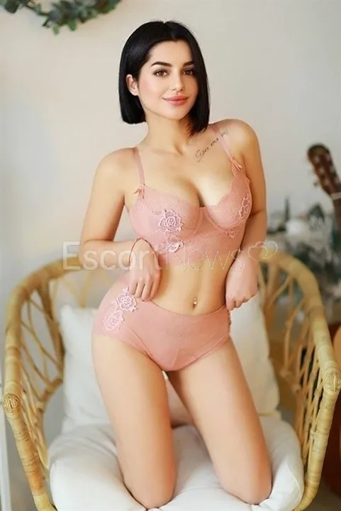 Escorts Bahrain OLIVIA