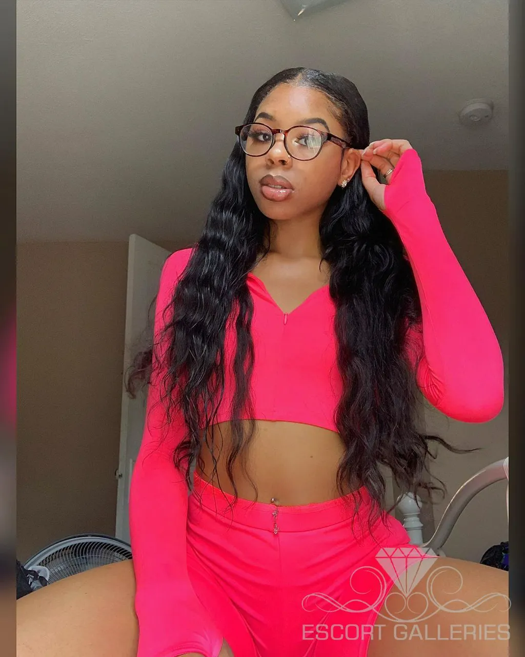 Escorts Paris, France null