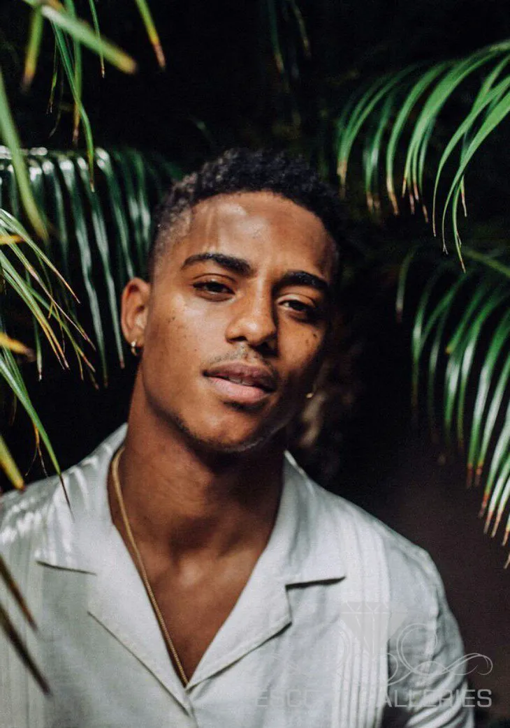 Escorts Angers, France Le coup franc