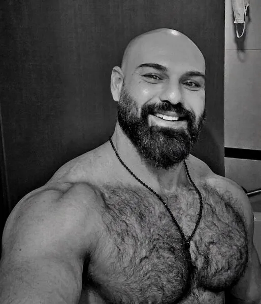 Escorts Dubai, United Arab Emirates SimonDxb
