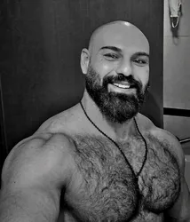 Escorts Dubai, United Arab Emirates SimonDxb