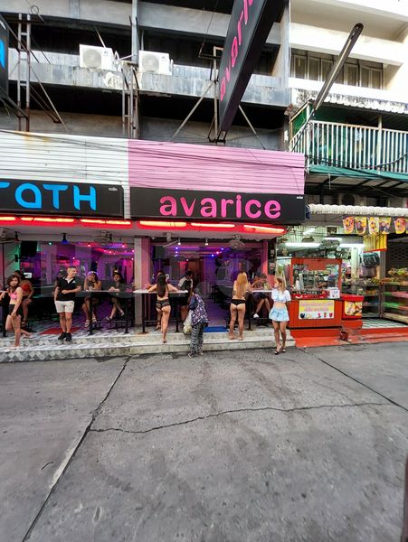 Beer Bar Pattaya, Thailand Avarice Bar