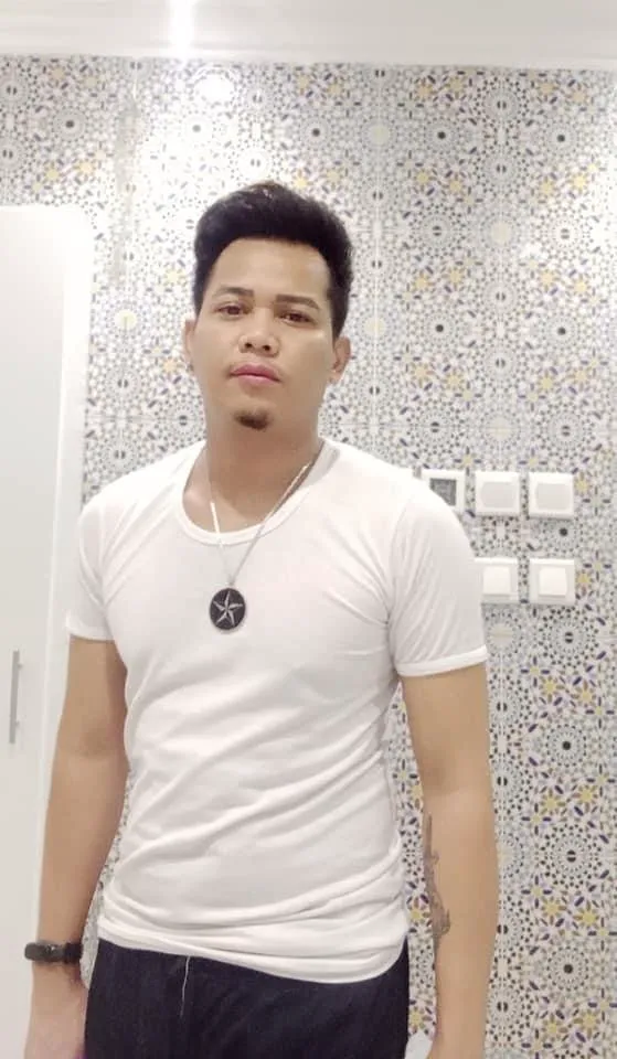 Escorts Riyadh, Saudi Arabia Ian