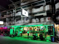 Pattaya, Thailand Traveller's Rest Sports Bar