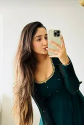 Escorts Sharjah, United Arab Emirates Manpreet in Sharjah Al Nahda