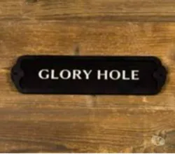 Escorts Norwich, England GLORY HOLE - NORWICH - discrete anonymous fun offered