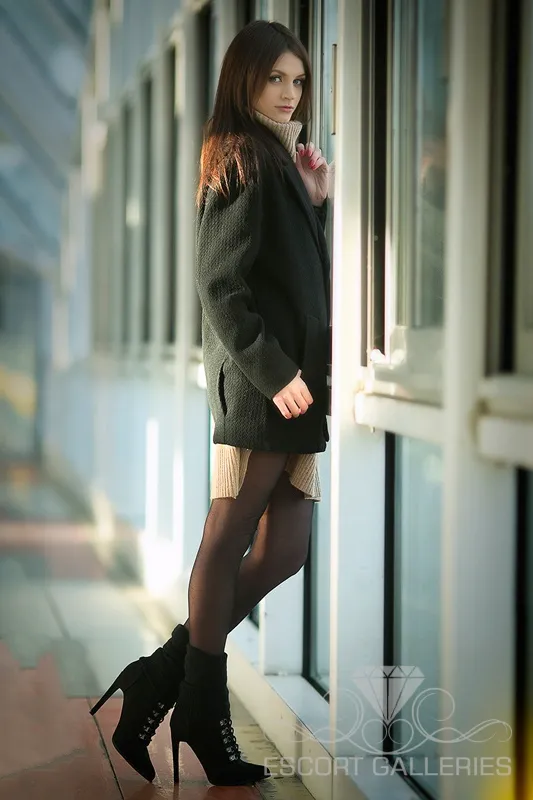 Escorts Paris, France Oxanabella