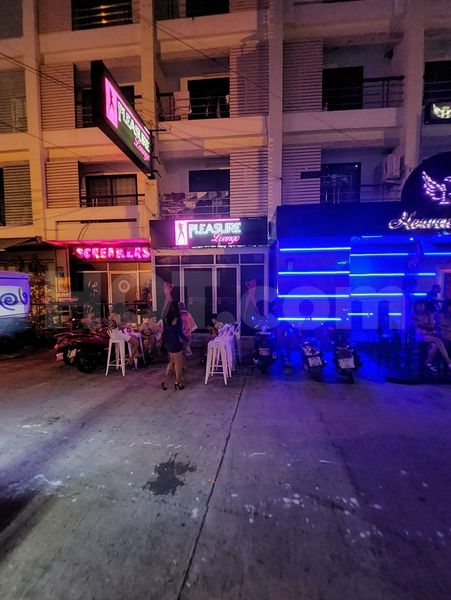 Bordello / Brothel Bar / Brothels - Prive Ban Phatthaya Tai, Thailand Pleasure Lounge