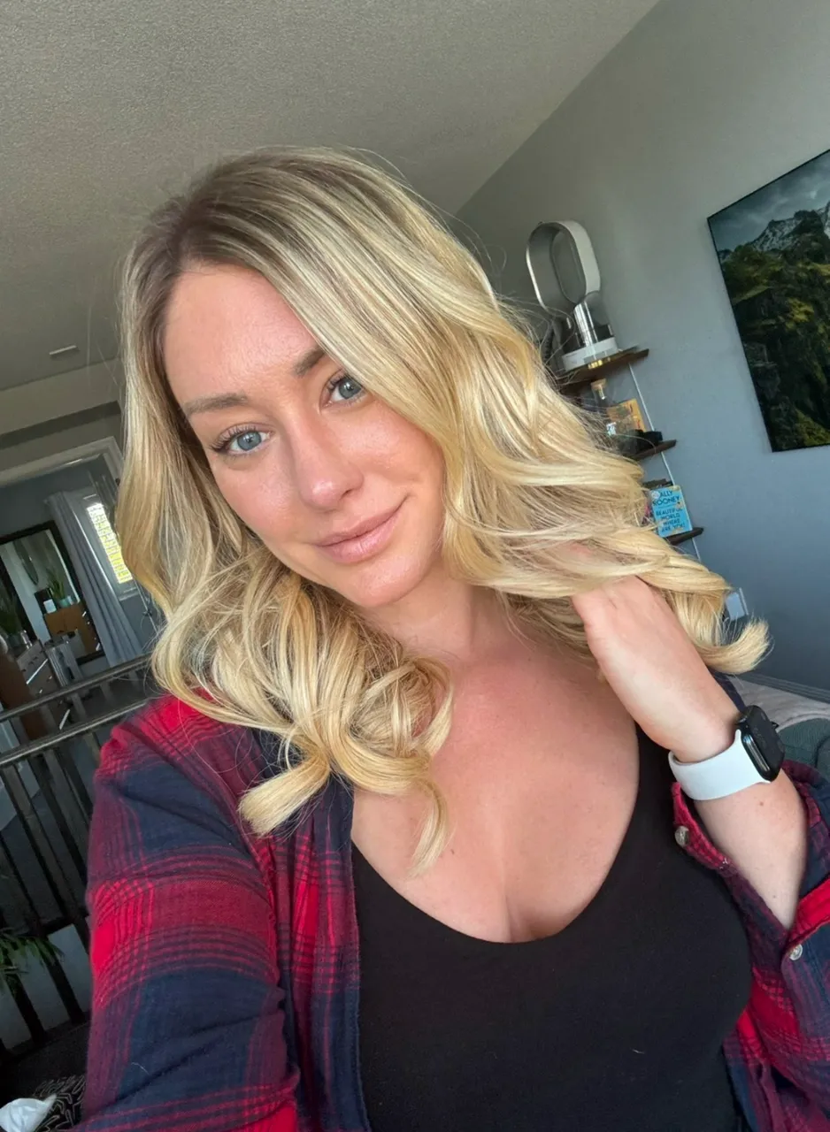 Escorts Guelph, Ontario Carli