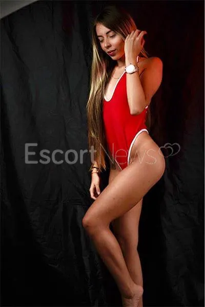 Escorts Colombia NATALY