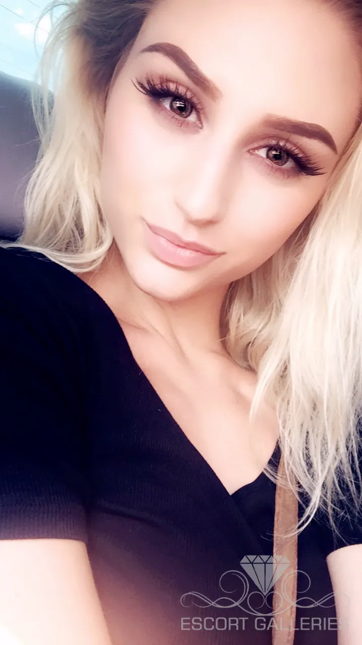 Escorts Denver, Colorado Sierra