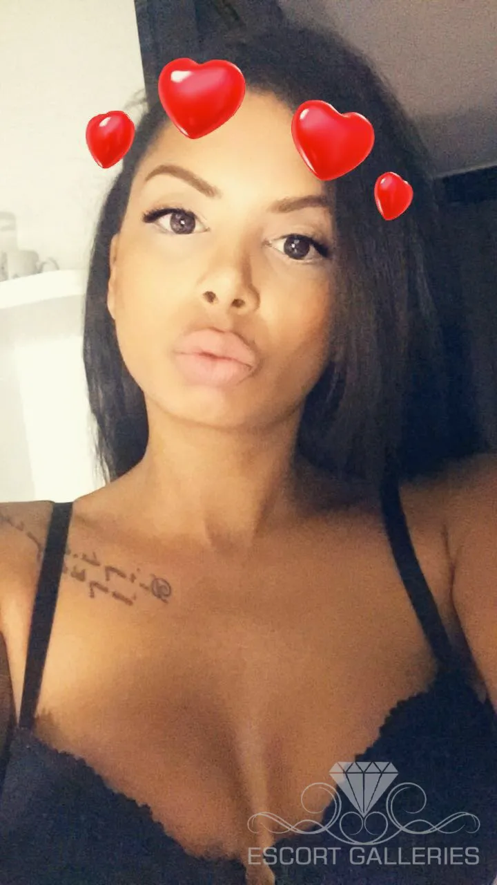 Escorts Trier, Germany Chayenne