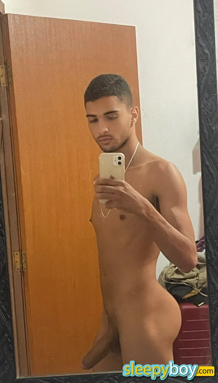 Escorts Derby, England Luís,  19yrs 
								Derby, UK - Midlands