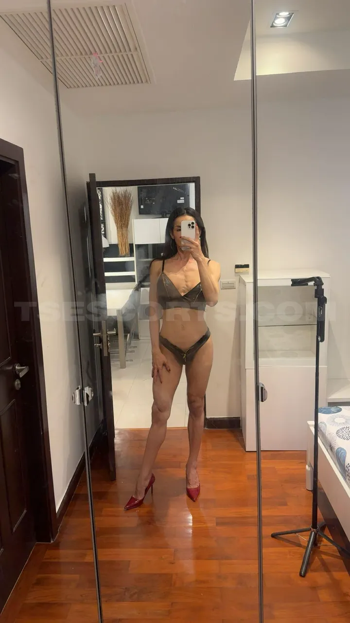Escorts Bangkok, Thailand Ninew sexy body