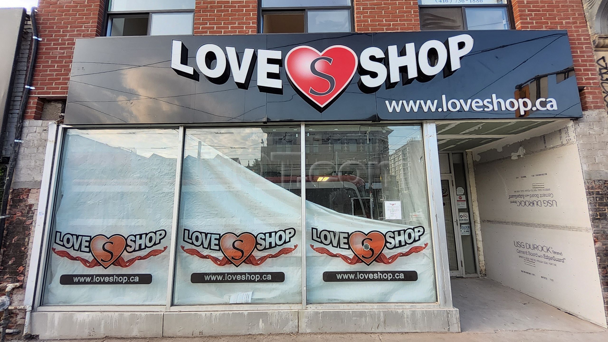 Toronto, Ontario Love Shop