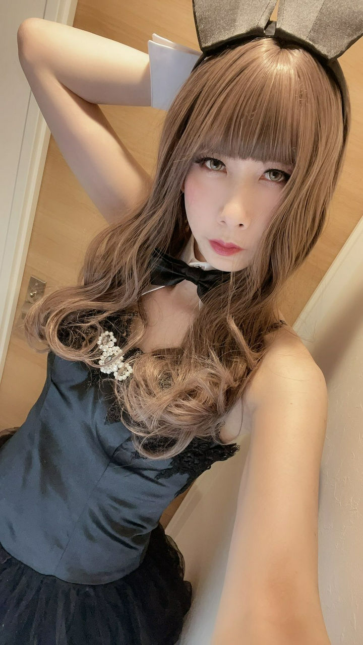 Escorts Hong Kong, Hong Kong Elle Now in hk