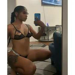 Escorts San Diego, California Star