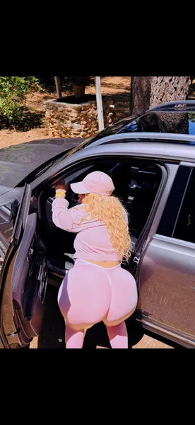 Escorts Charlotte, North Carolina Kloe  Escort model