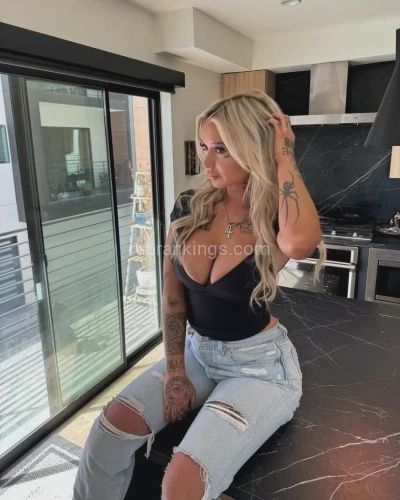 Escorts Des Moines, Iowa AVAILABLE TO MEET UP NOW 💘🥰 LICENSED AND DISCREET