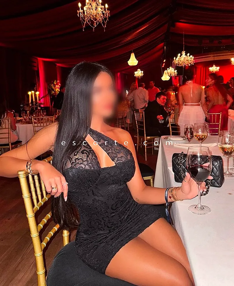 Escorts Paris, France AnissaXx