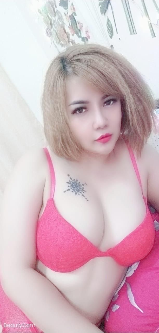 Escorts Dubai, United Arab Emirates Minzy in Dubai