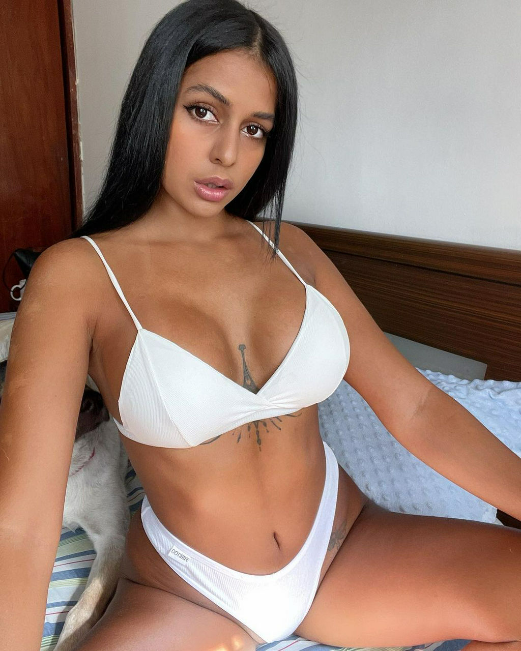 Escorts Kenya Sunsansexy