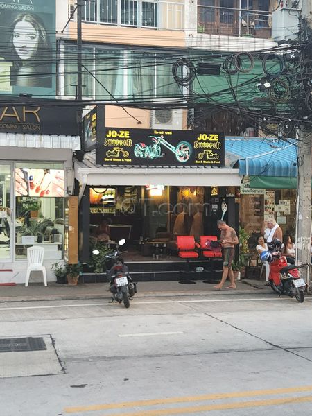 Beer Bar / Go-Go Bar Pattaya, Thailand Jo-Ze Bar