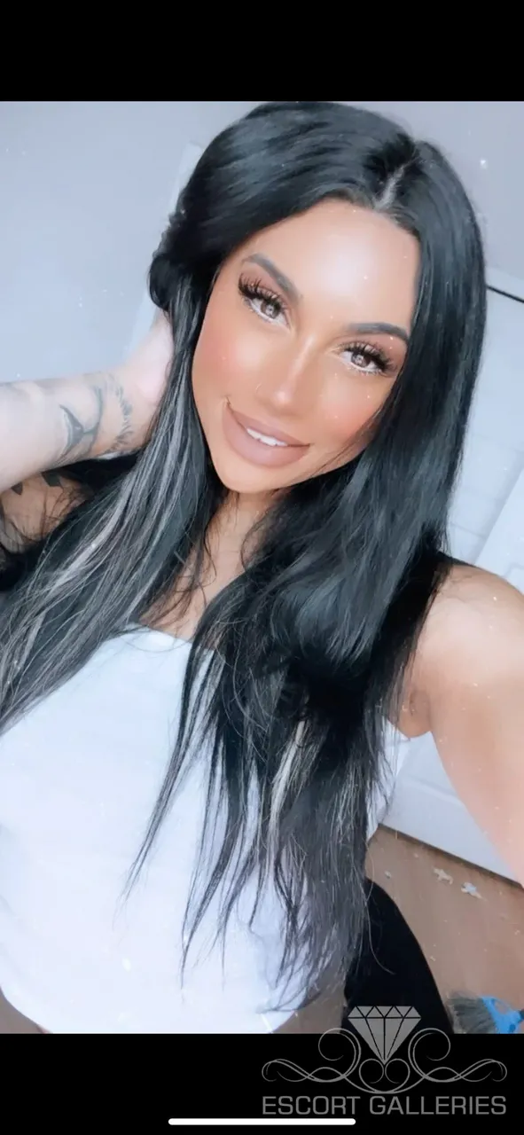 Escorts Denver, Colorado Nessa