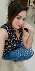 Escorts Sharjah, United Arab Emirates Parvi Indian Girl