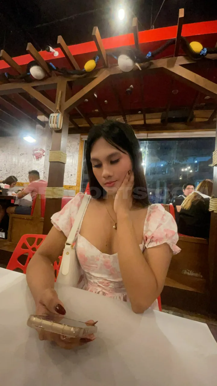 Escorts Cagayan de Oro, Philippines Chin