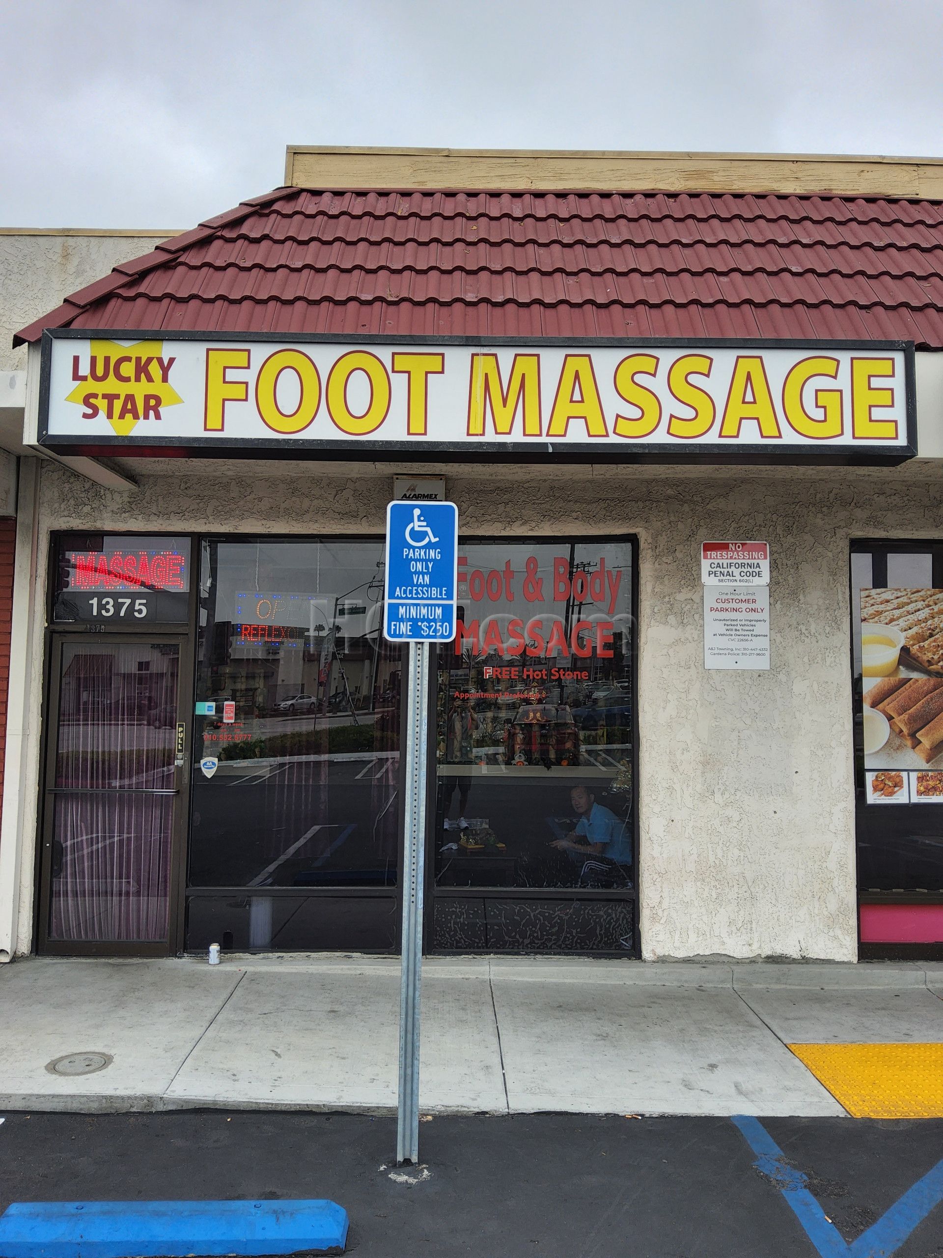 Gardena, California Lucky Star Foot Massage