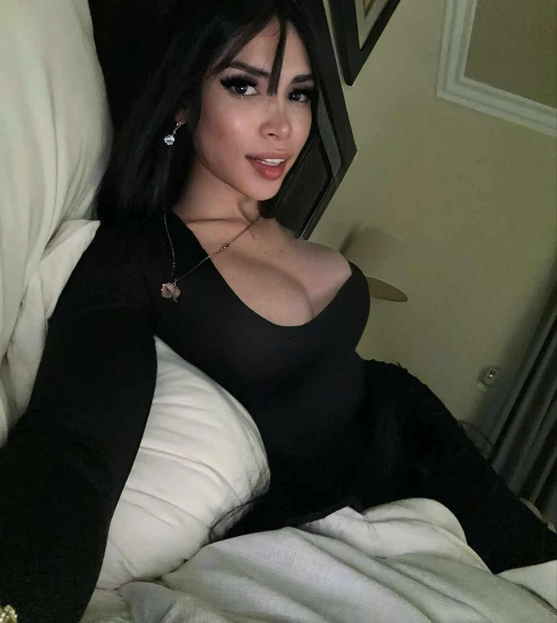 Escorts West Hollywood, California OnlyF:Mafehorniy