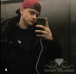 Escorts Koeln, Germany Niicolaki