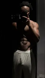 Escorts Chicago, Illinois SwordandShieldz