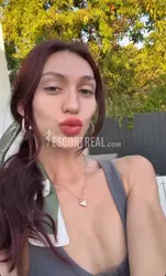 Escorts Avignon, France (Romantique Mélissa)