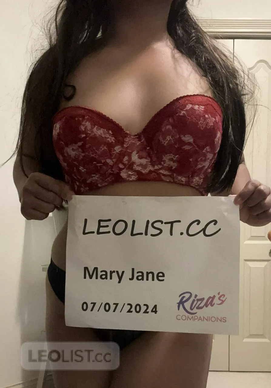 Escorts Richmond, British Columbia Mary Jane @ Riza’s