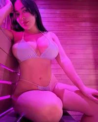Escorts Germany Marianne Barbot