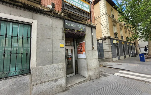 Massage Parlors Madrid, Spain Mthai