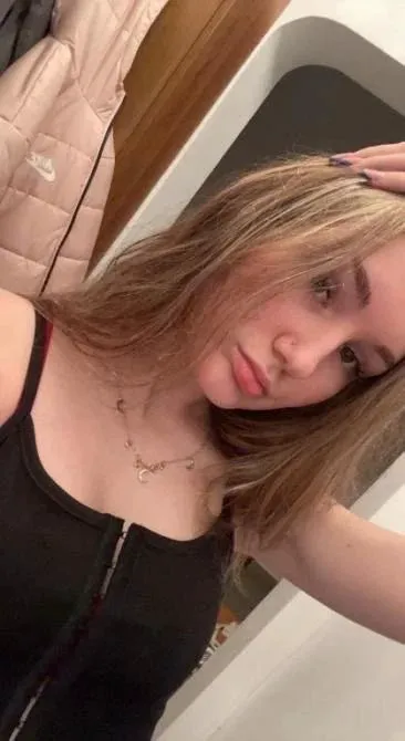 Escorts Rochester, New York Discreet sex with Caucasian sexy girl