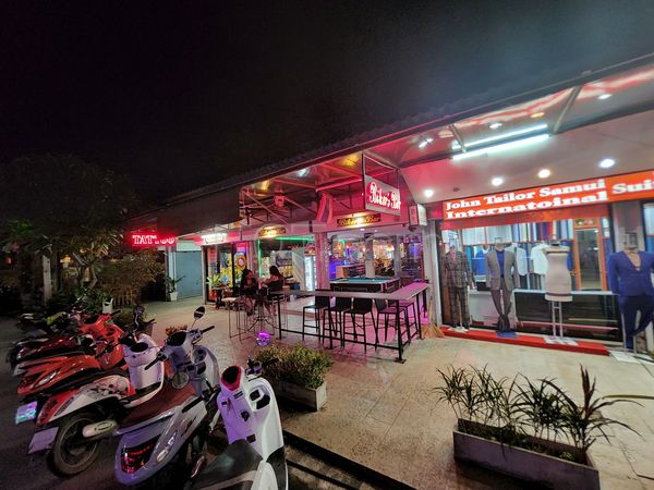 Beer Bar / Go-Go Bar Ko Samui, Thailand Bikers Bar