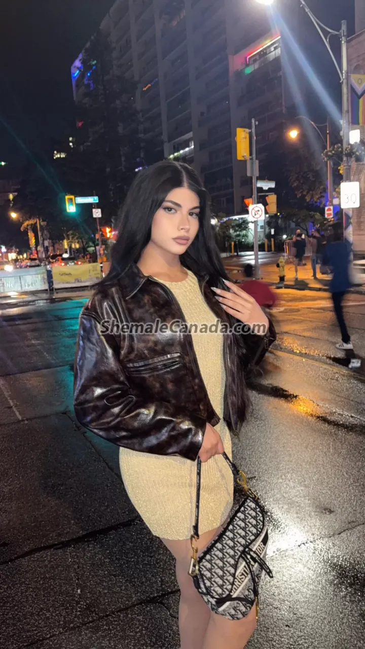 Escorts Toronto, Ontario LunaToronto