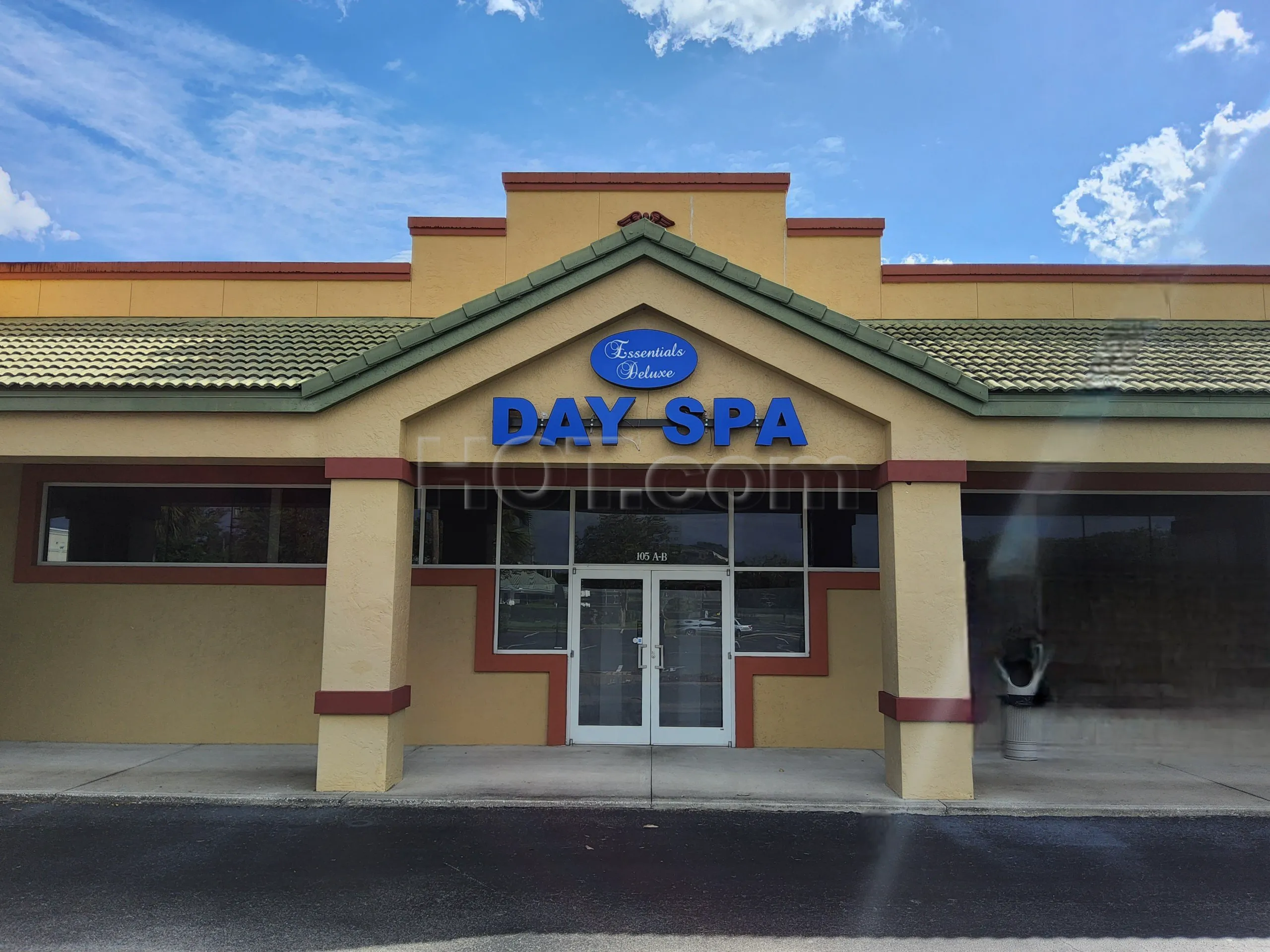 Summerfield, Florida Essentials Deluxe Day Spa