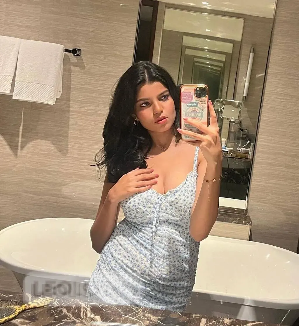 Escorts Newmarket, Ontario Priya