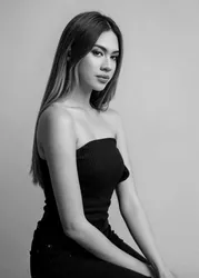 Escorts London, England Youngfilipinats