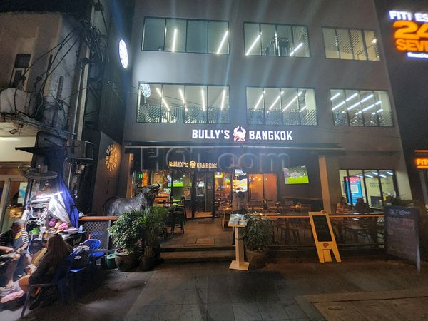 Beer Bar / Go-Go Bar Bangkok, Thailand Bully's Bangkok