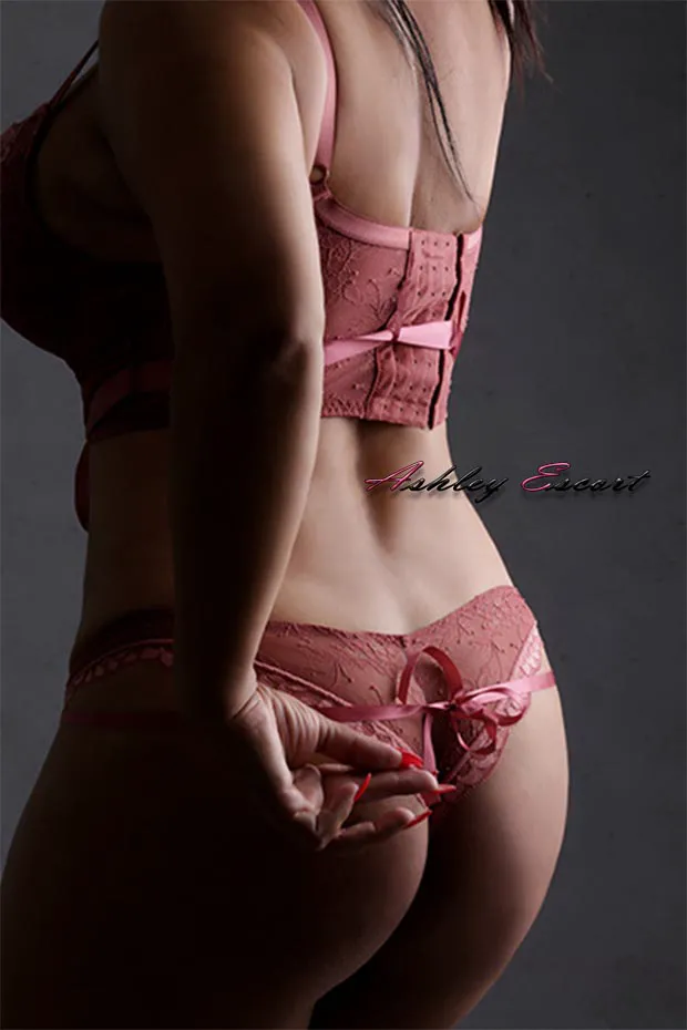 Escorts Frankfurt am Main, Germany Lea Beck
