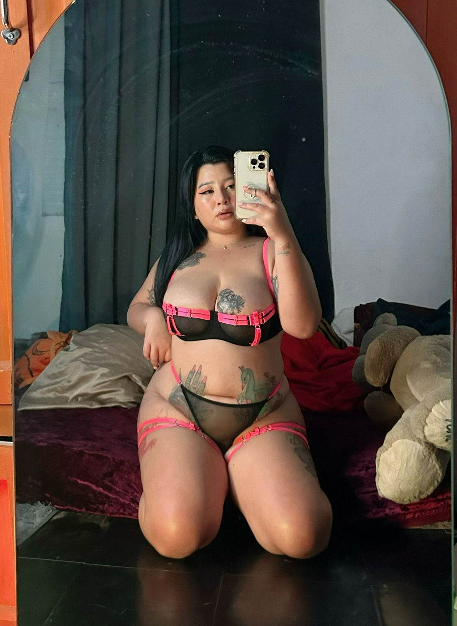 Escorts Cebu City, Philippines ThiccChinita CONTENTS & CAMSHOW