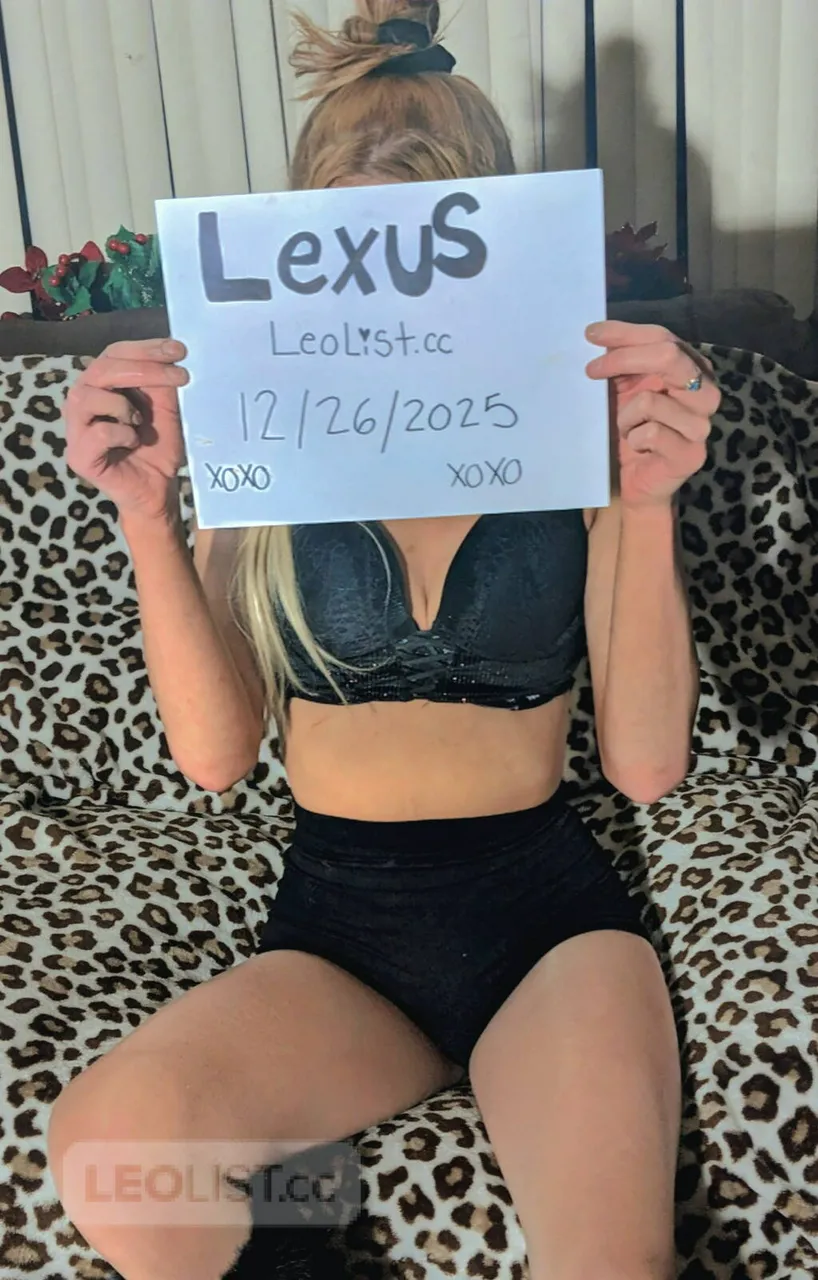 Escorts Lethbridge, Alberta Lexus