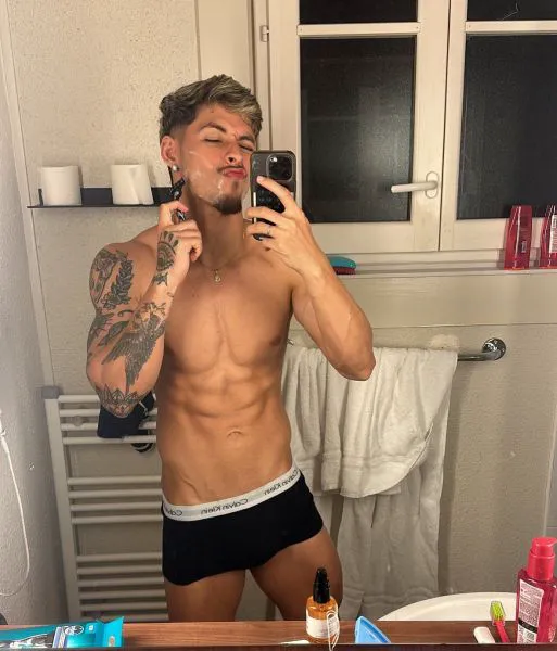 Escorts Bergamo, Italy TonyBellobrasile