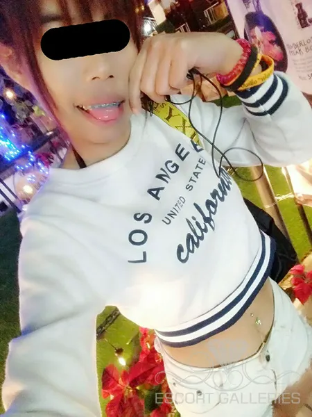 Escorts Bangkok, Thailand Petite Ying